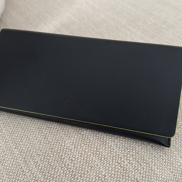 Fendi Cherry Aviators - Picture 4 of 5